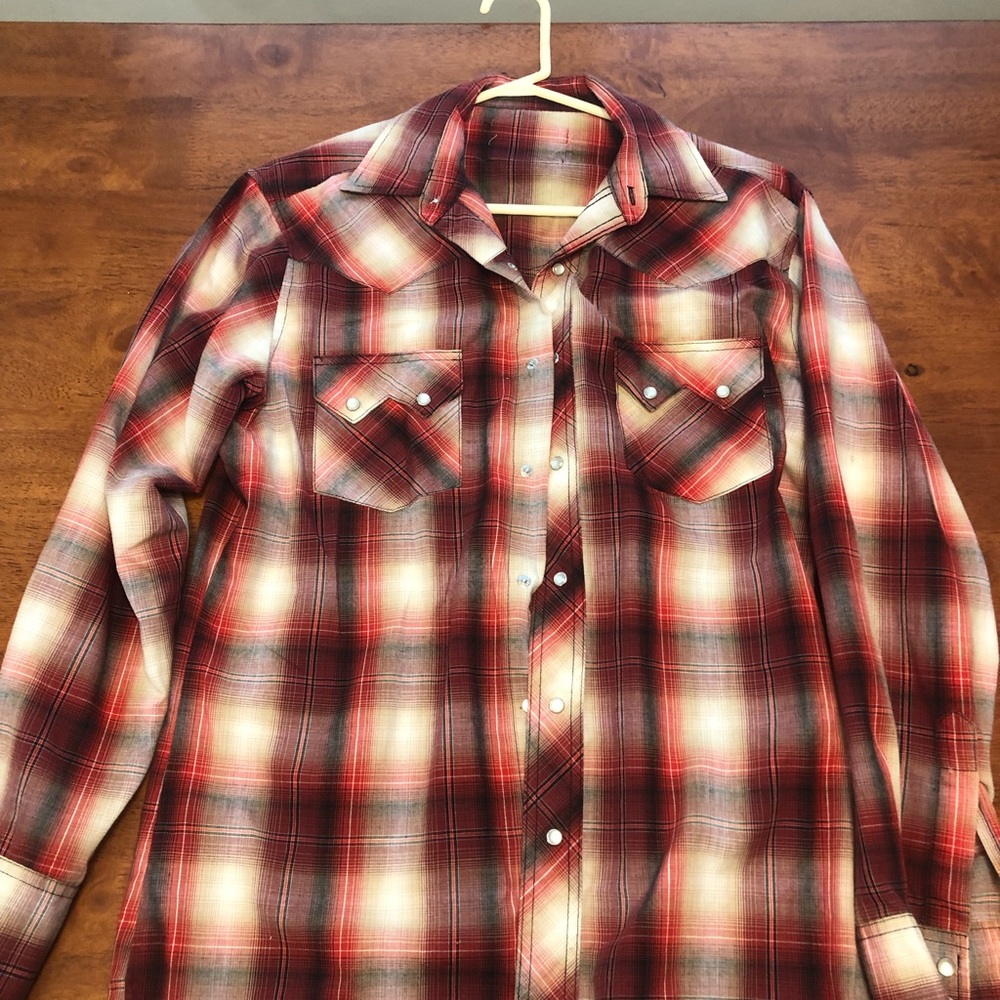Men’s Wrangler snap button shirt
